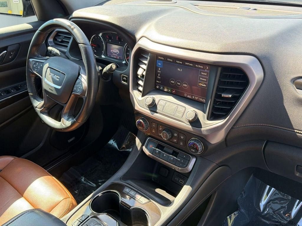 2020 GMC Acadia AT4