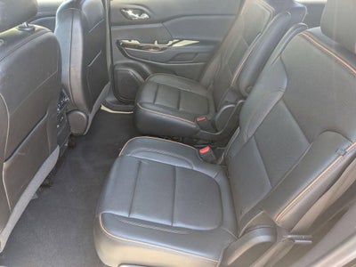 2020 GMC Acadia AT4