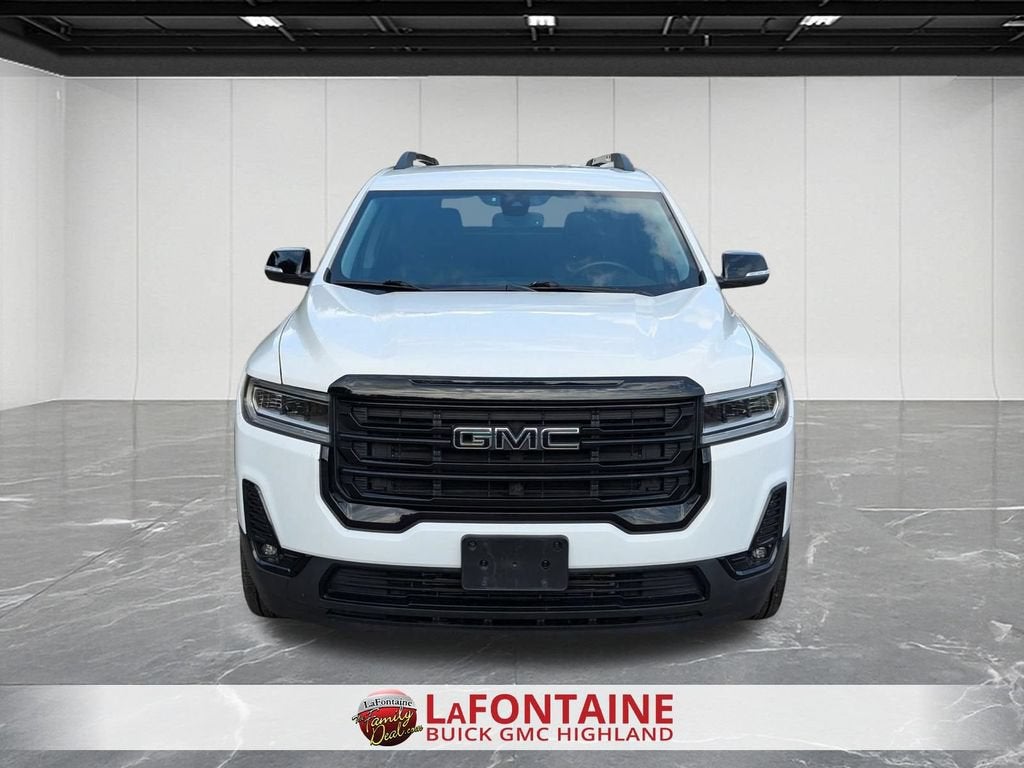 2023 GMC Acadia SLT