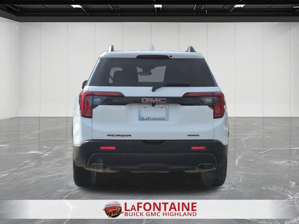 2023 GMC Acadia SLT