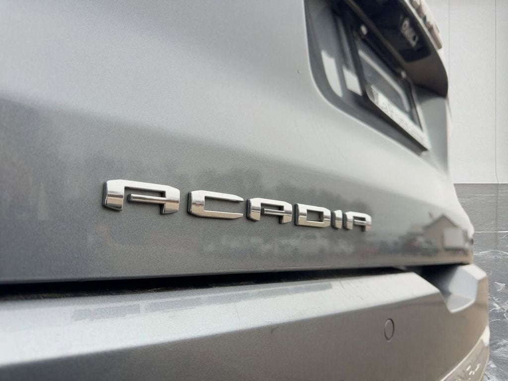 2020 GMC Acadia Denali