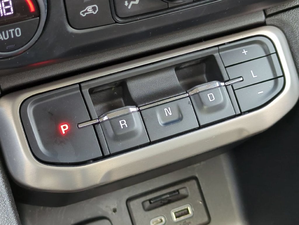 2022 GMC Acadia Denali