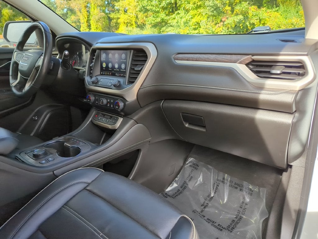 2022 GMC Acadia Denali