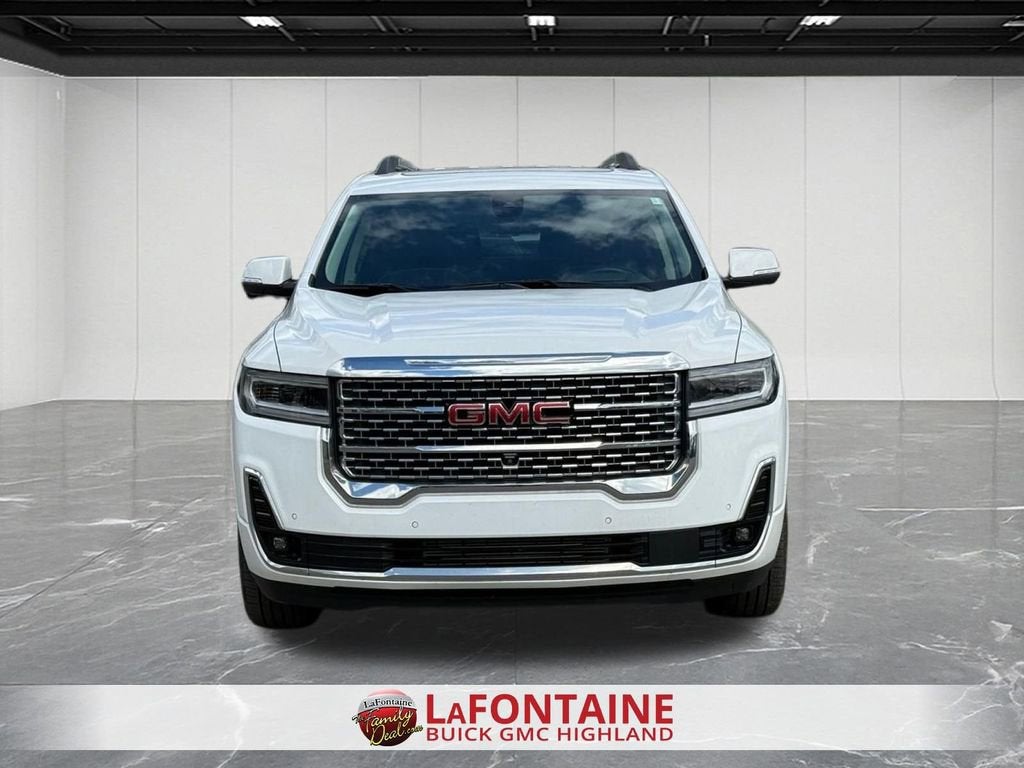2023 GMC Acadia Denali
