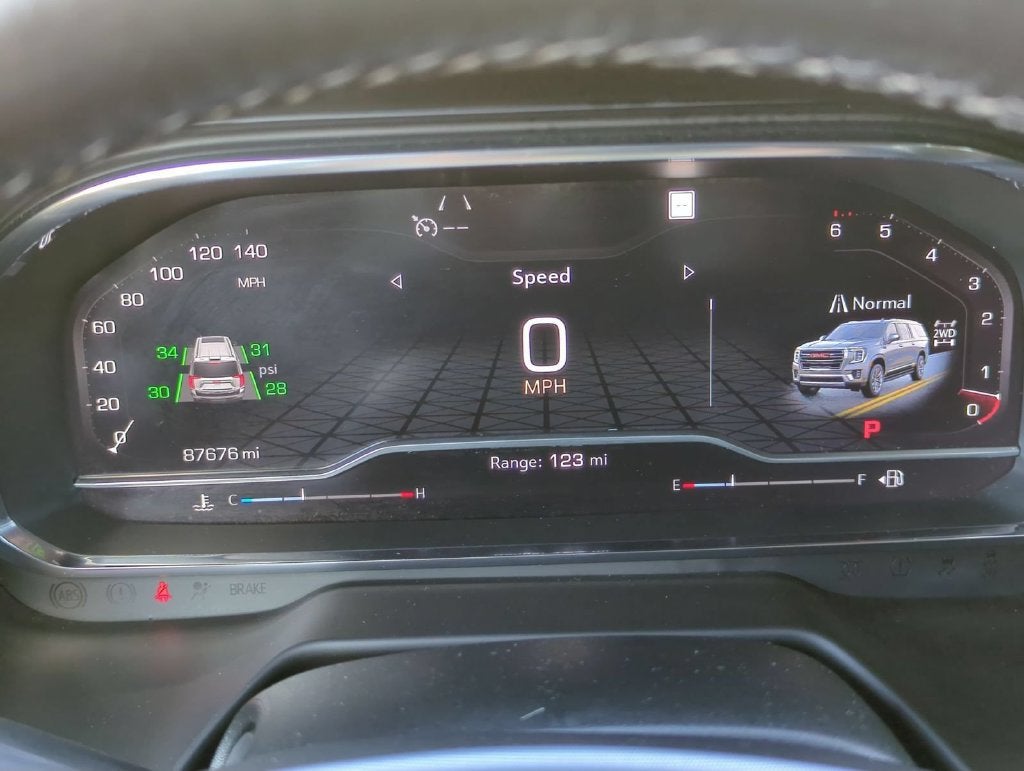 2022 GMC Yukon XL SLE