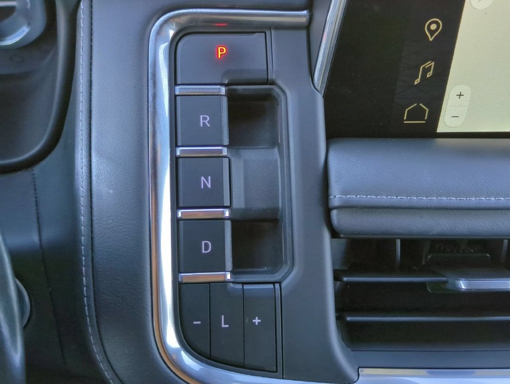 2022 GMC Yukon XL SLE