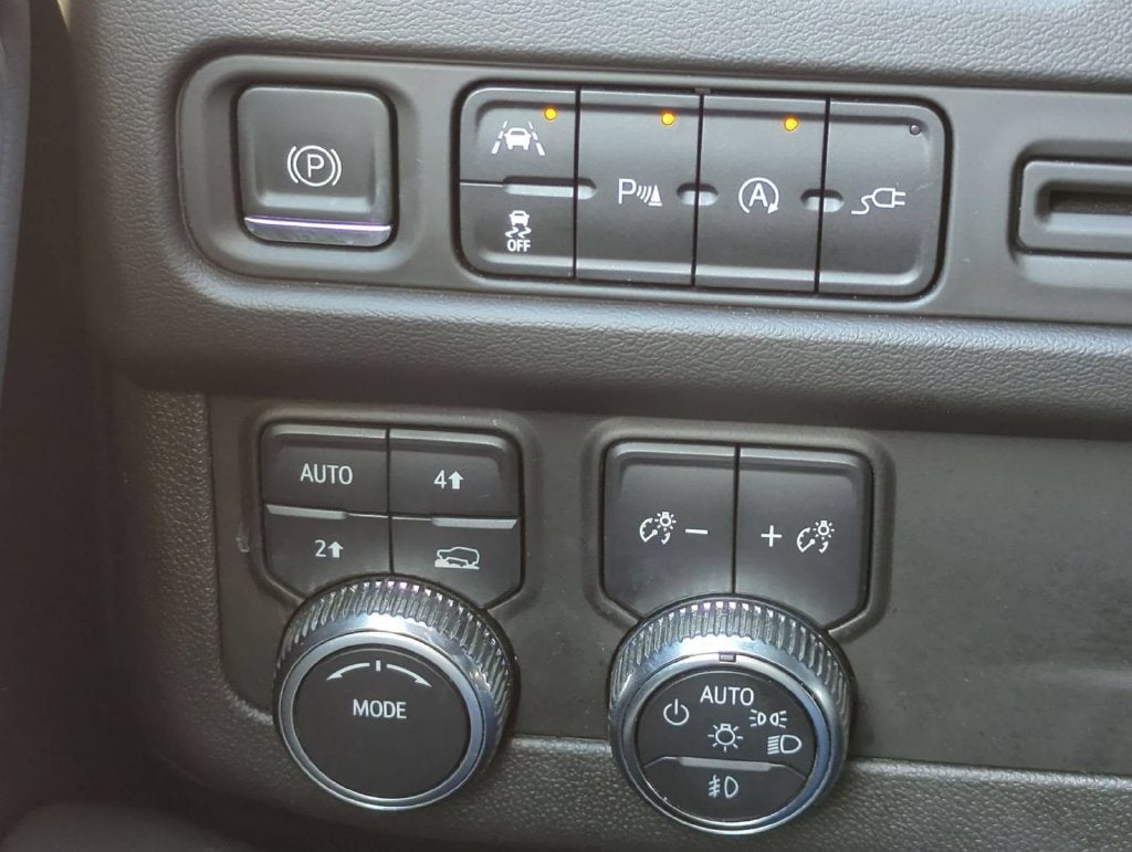 2022 GMC Yukon XL SLE