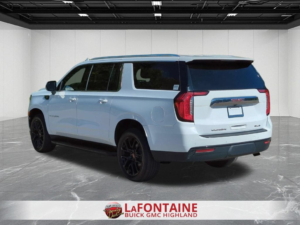 2022 GMC Yukon XL SLE