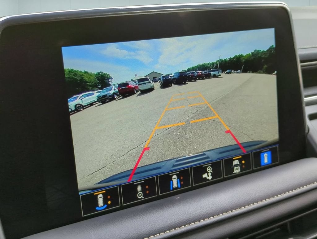 2023 GMC Yukon XL SLT