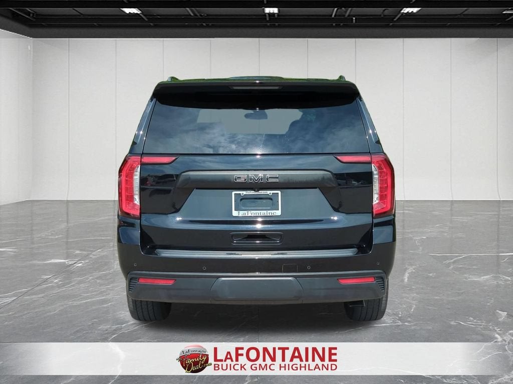 2023 GMC Yukon XL SLT