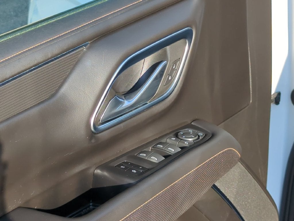 2023 GMC Yukon XL AT4