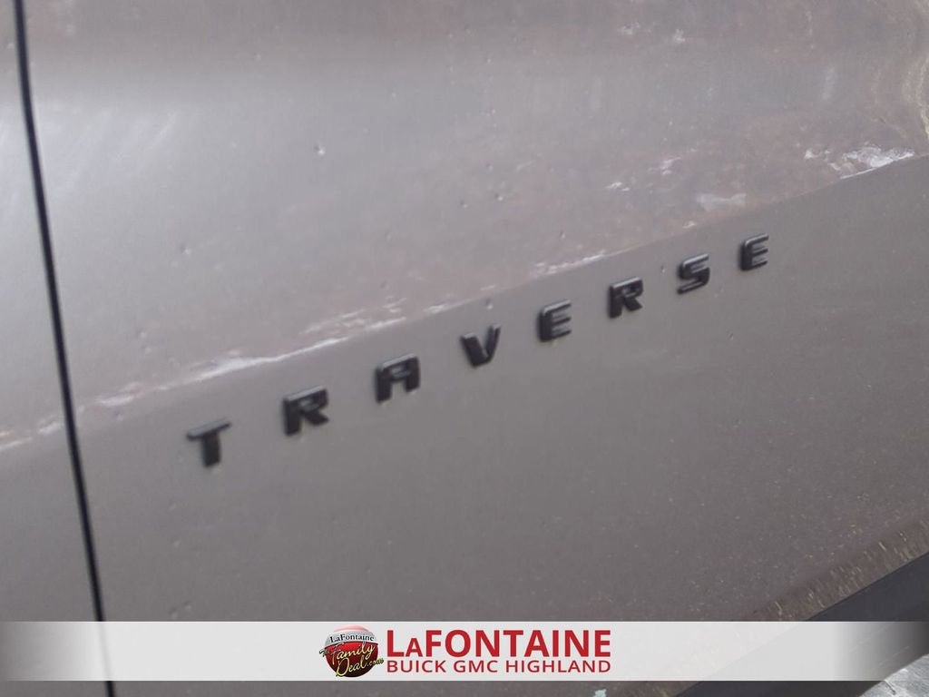 2023 Chevrolet Traverse RS