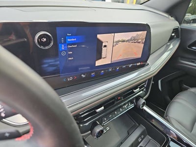 2025 Chevrolet Suburban RST