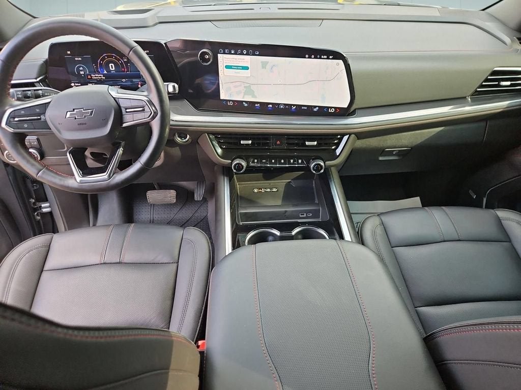 2025 Chevrolet Suburban RST