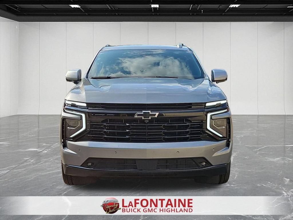 2025 Chevrolet Suburban RST