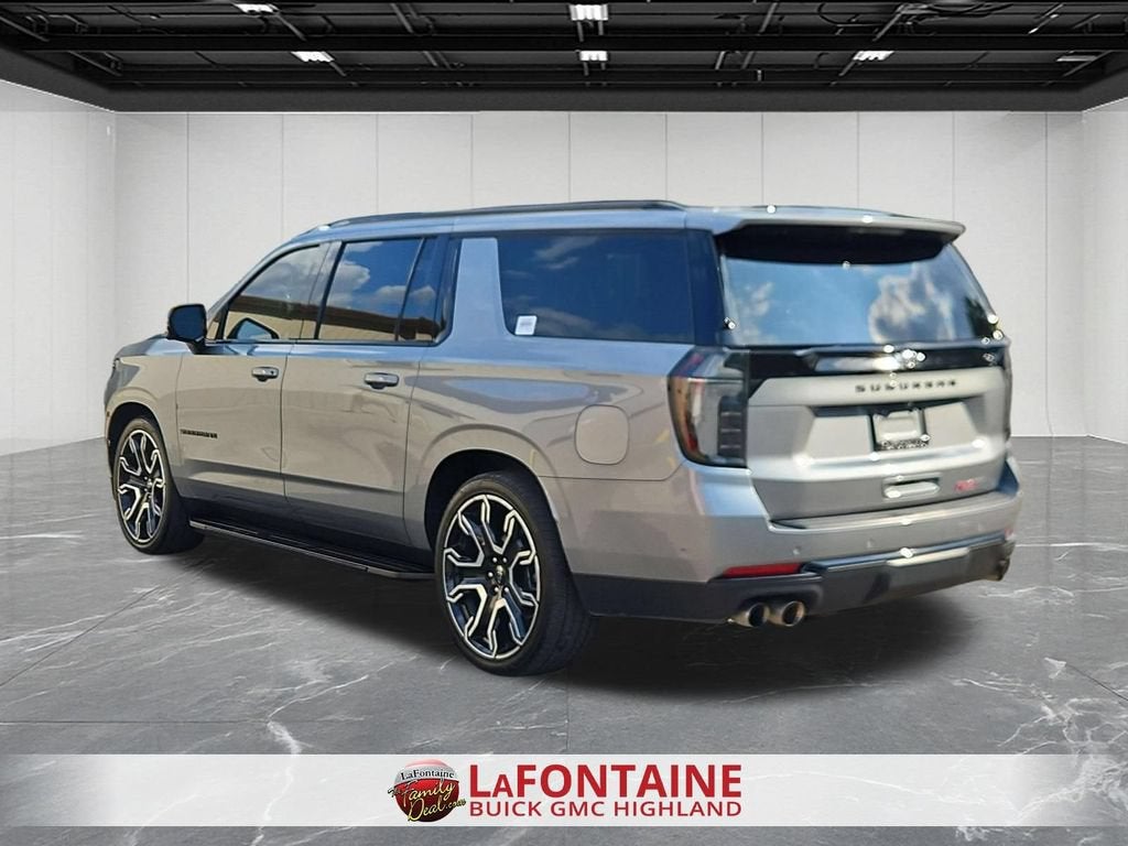 2025 Chevrolet Suburban RST