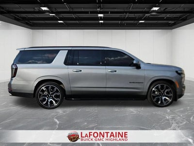 2025 Chevrolet Suburban RST