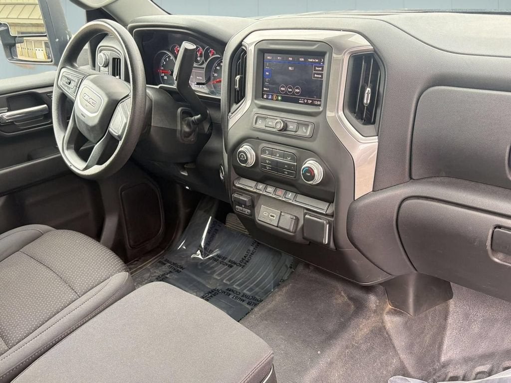 2024 GMC Sierra 2500 HD Pro