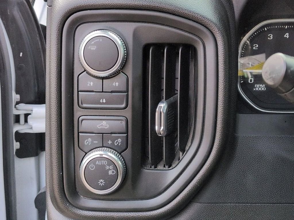 2023 GMC Sierra 2500 HD Pro