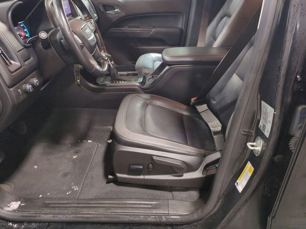 2022 GMC Canyon AT4 - Leather