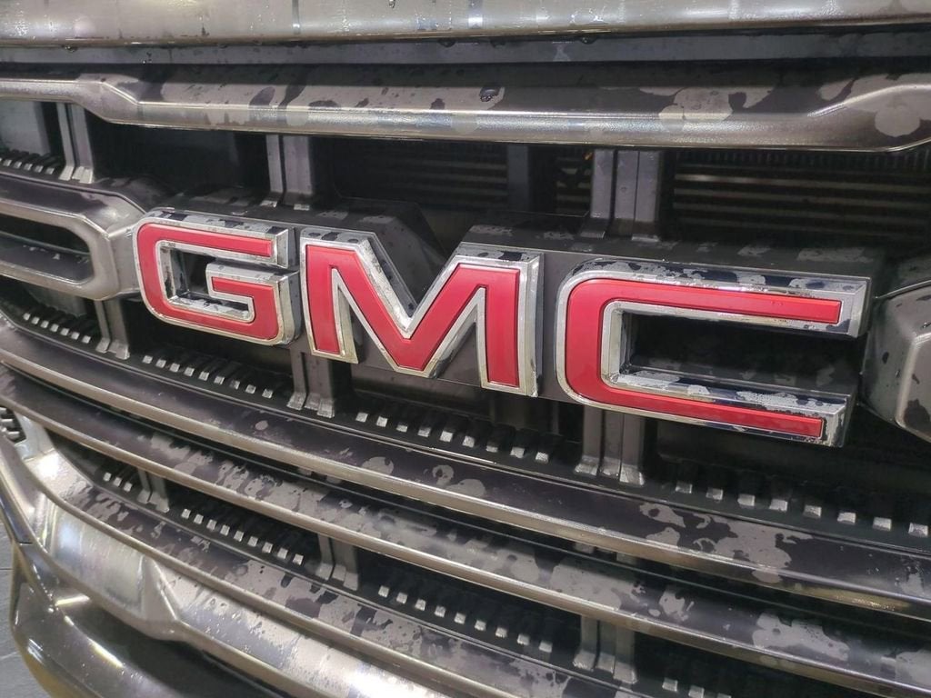 2022 GMC Canyon AT4 - Leather