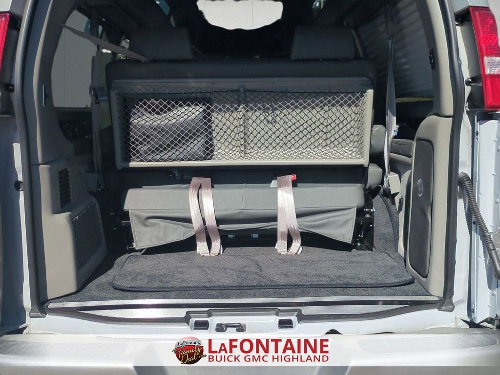 2025 GMC Savana Cargo Work Van