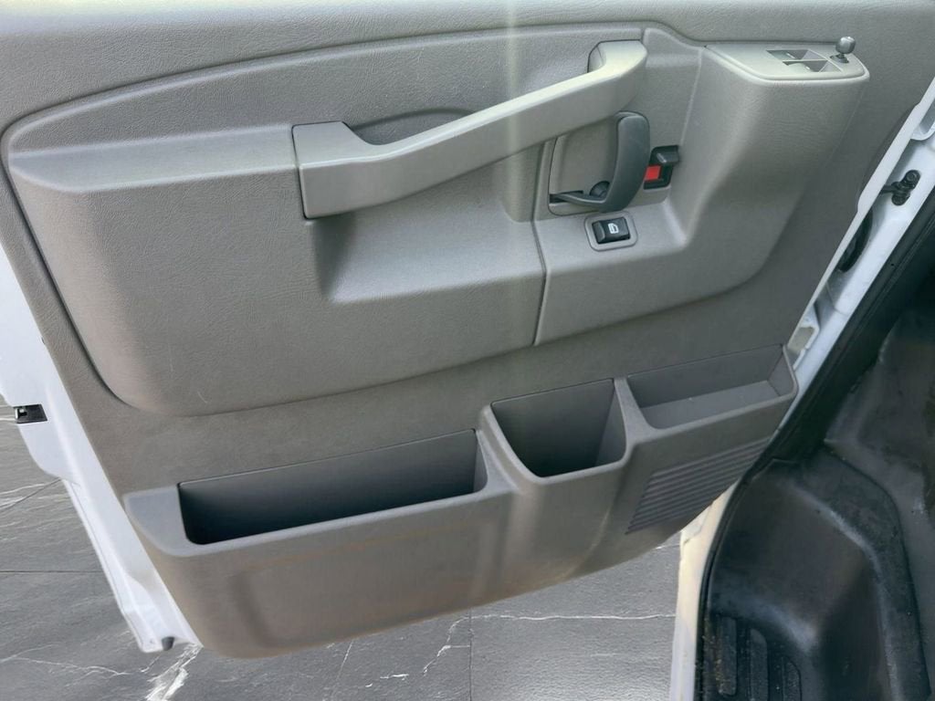 2024 GMC Savana Cargo 2500 Work Van