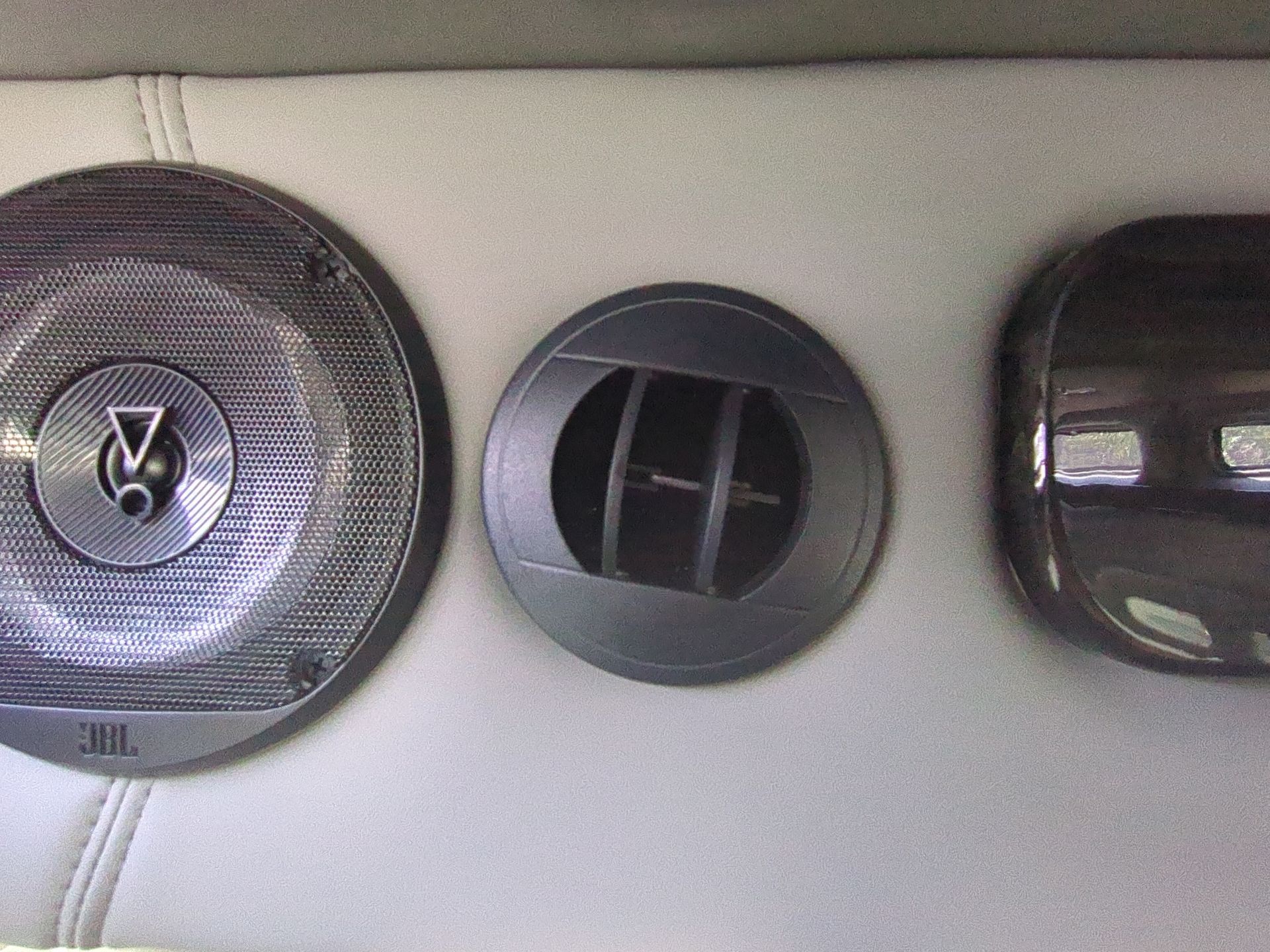 2025 GMC Savana Cargo 2500 Work Van