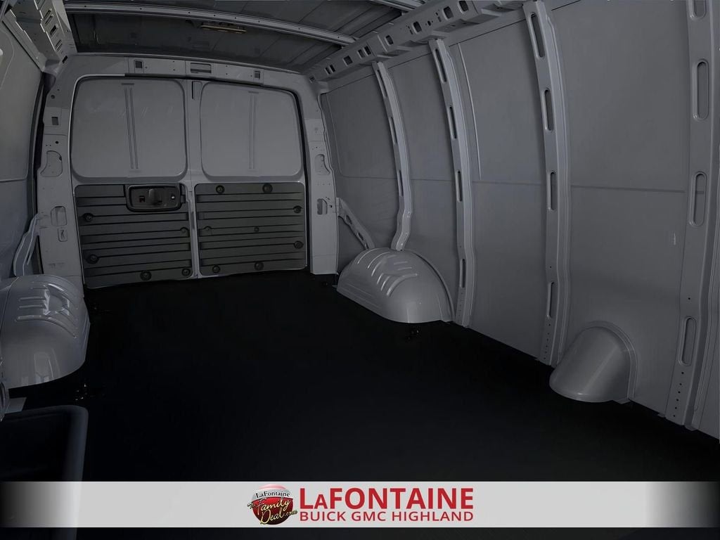 2025 GMC Savana Cargo 3500 Work Van