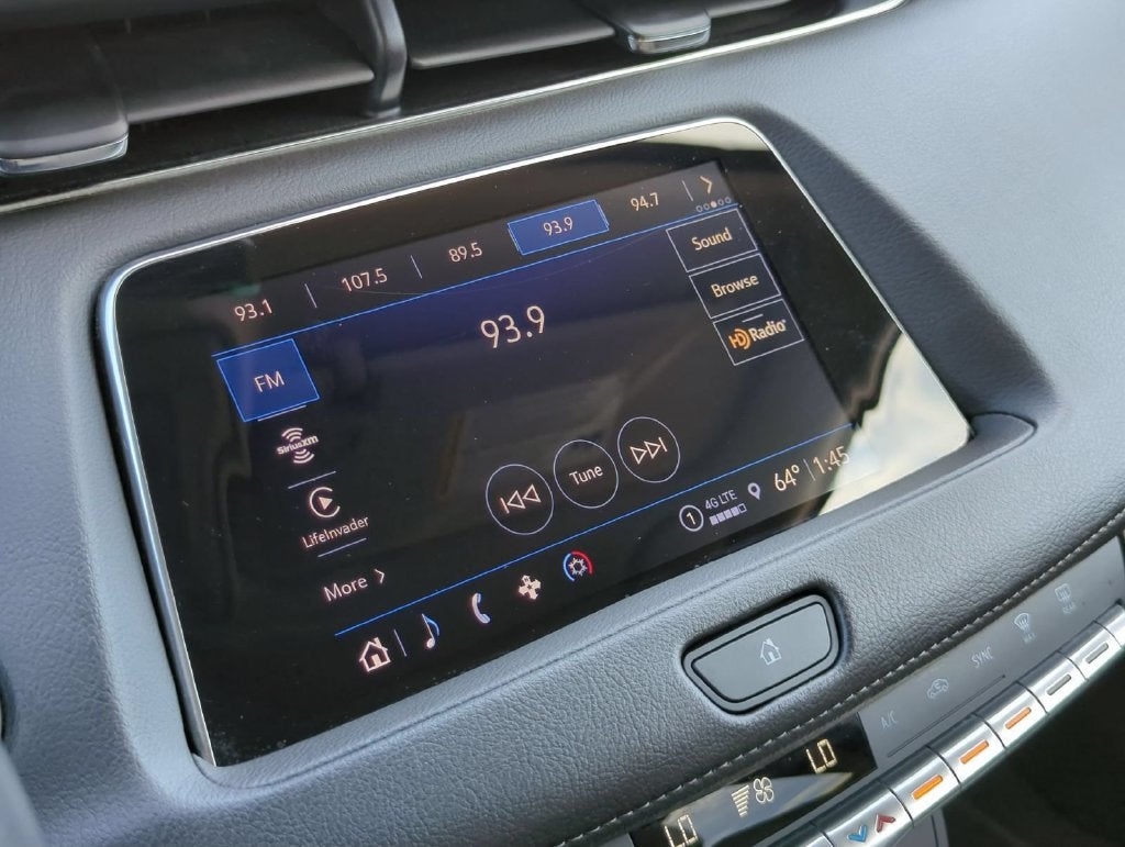 2023 Cadillac XT4 AWD Luxury