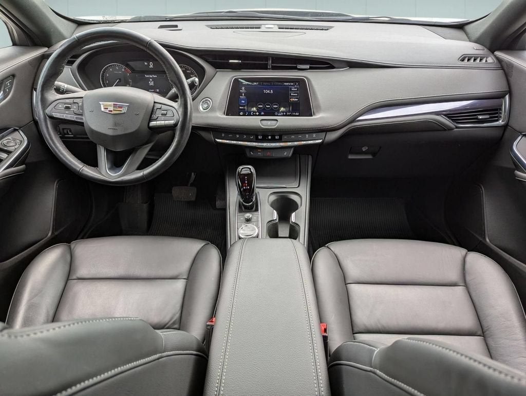 2023 Cadillac XT4 AWD Luxury