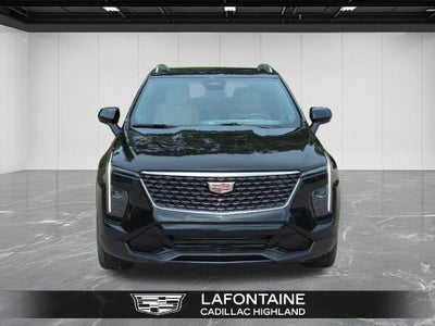2024 Cadillac XT4 Premium Luxury