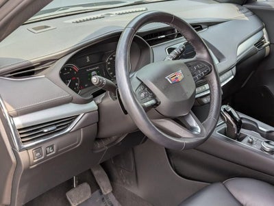 2023 Cadillac XT4 AWD Premium Luxury