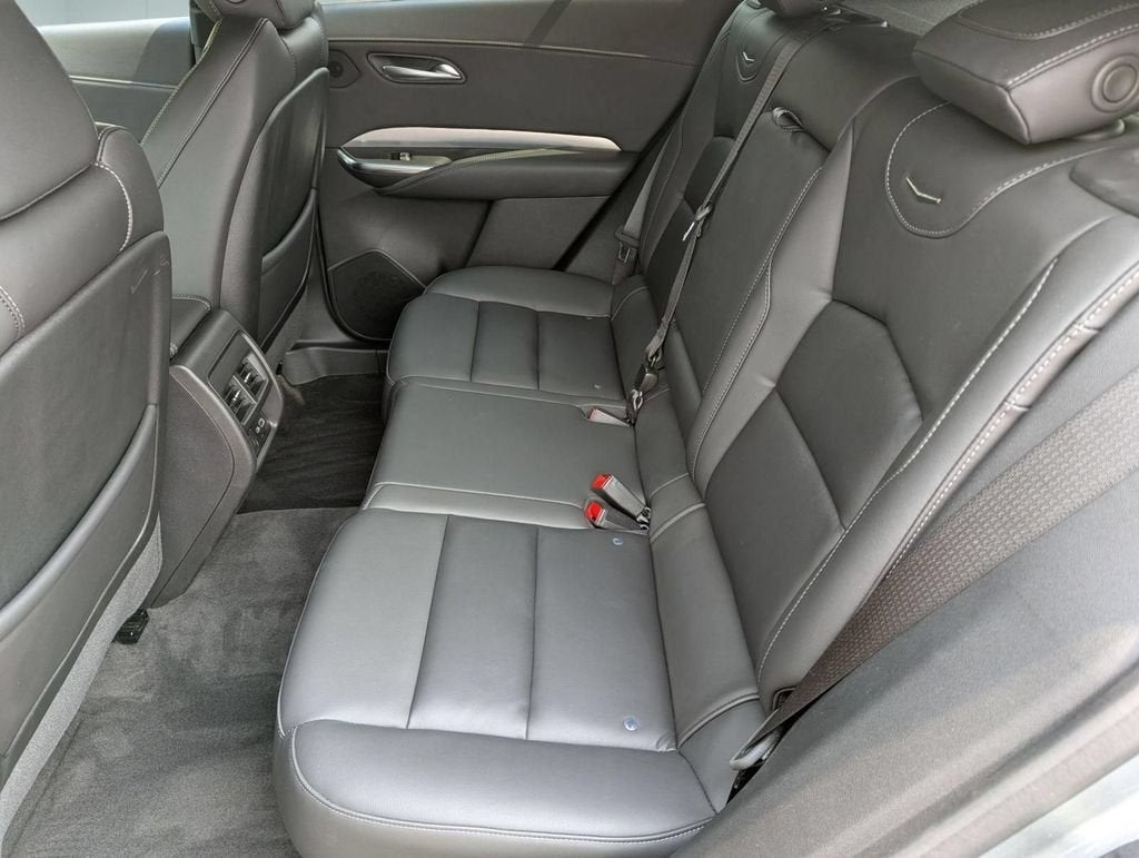 2023 Cadillac XT4 AWD Premium Luxury
