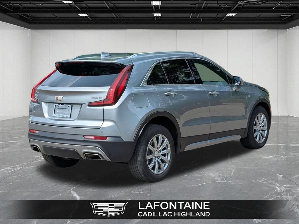 2023 Cadillac XT4 AWD Premium Luxury