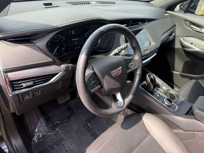 2023 Cadillac XT4 Premium Luxury
