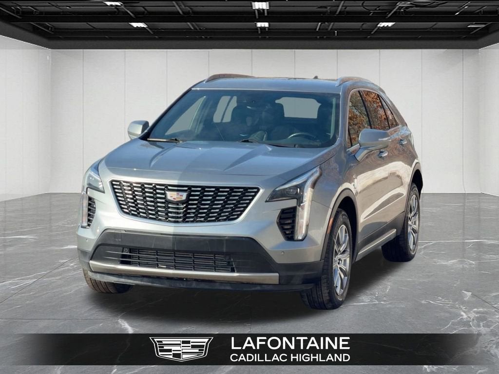 2023 Cadillac XT4 Premium Luxury