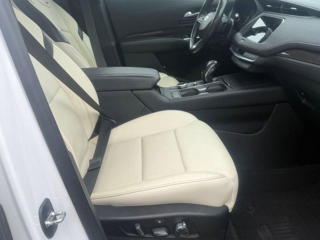 2019 Cadillac XT4 AWD Sport