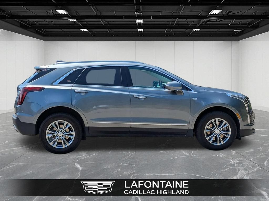 2022 Cadillac XT5 FWD Premium Luxury