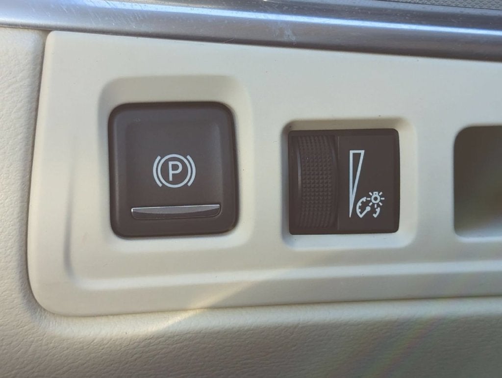 2023 Cadillac XT5 FWD Premium Luxury