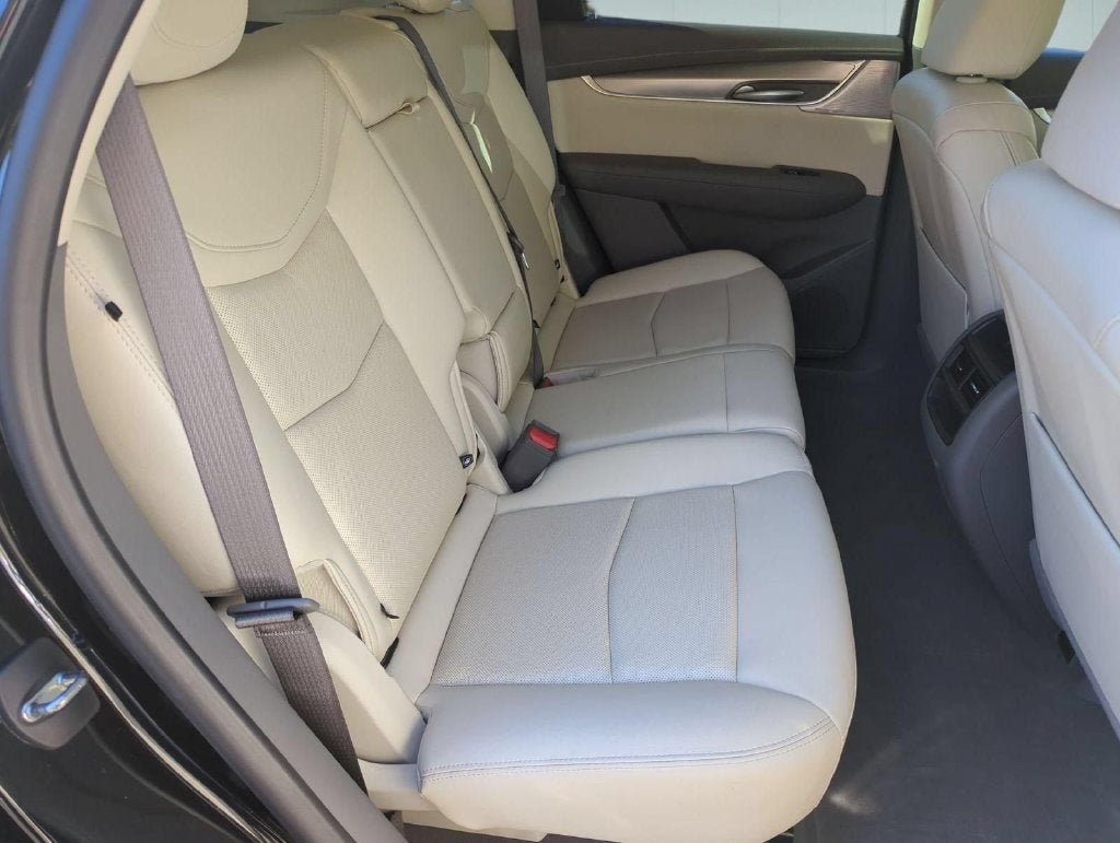 2023 Cadillac XT5 FWD Premium Luxury