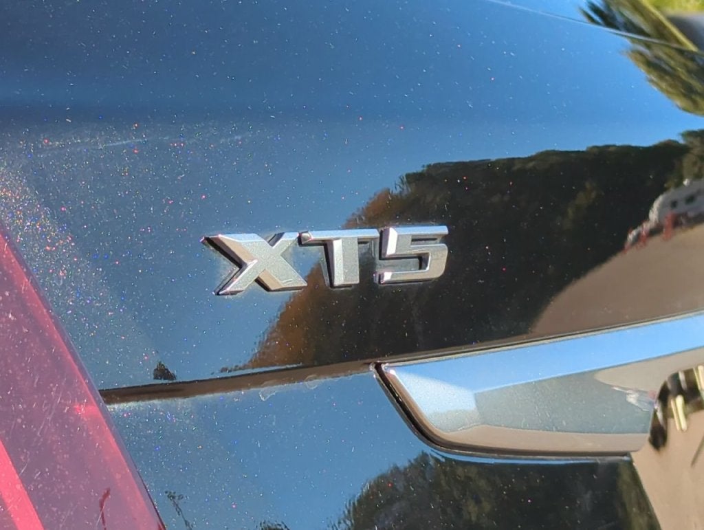 2023 Cadillac XT5 FWD Premium Luxury