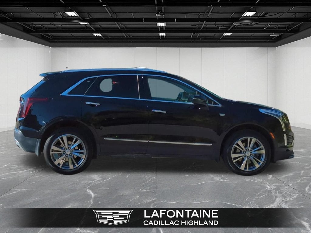 2023 Cadillac XT5 FWD Premium Luxury