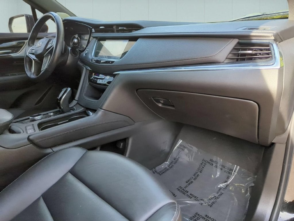 2023 Cadillac XT5 FWD Premium Luxury