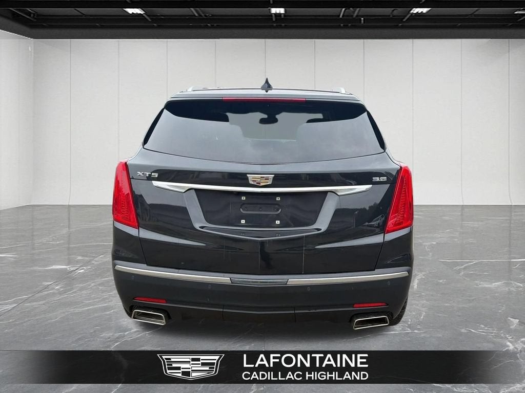 2019 Cadillac XT5 Luxury FWD
