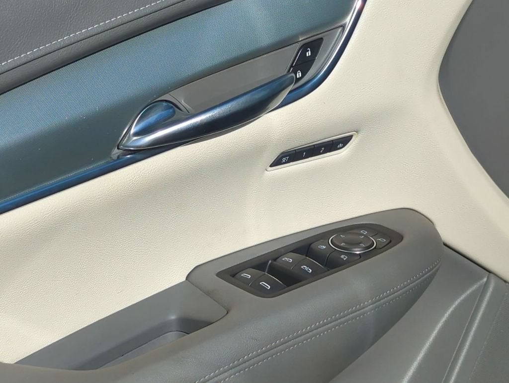 2018 Cadillac XT5 Luxury FWD