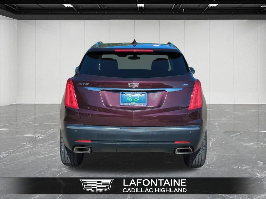 2018 Cadillac XT5 Luxury FWD