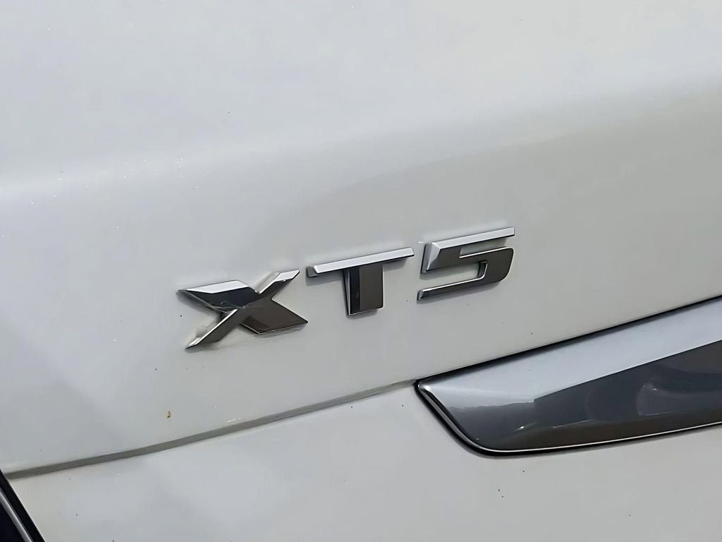 2023 Cadillac XT5 Sport