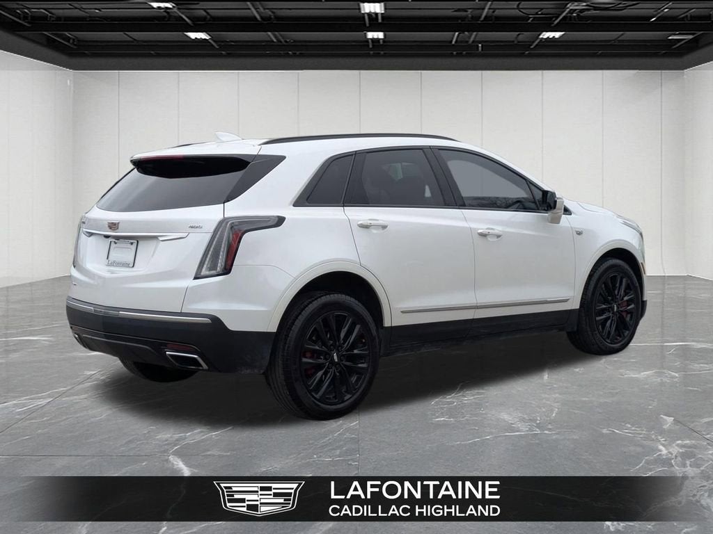 2024 Cadillac XT5 Sport