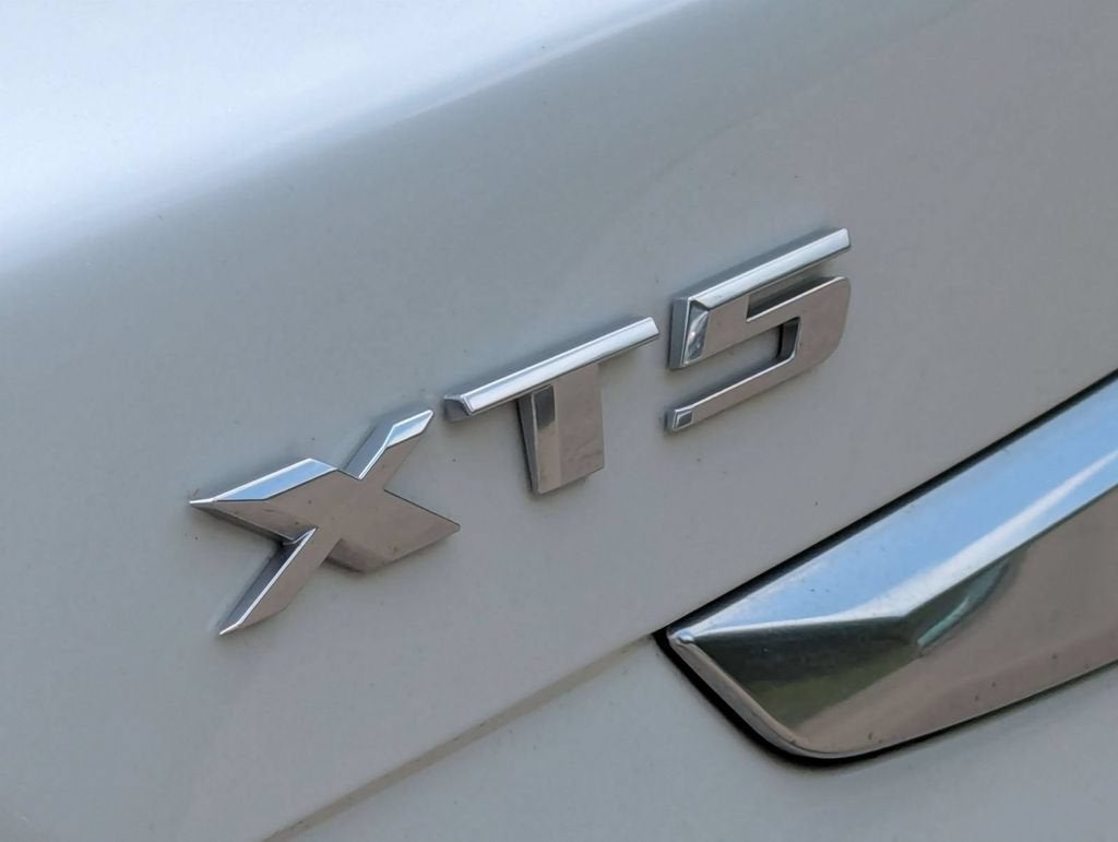 2024 Cadillac XT5 Sport
